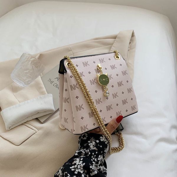 daily bag high-grade small bag for women 2021 new popular net red fashion bucket bag all-match ins chain shoulder messenger
daily bag high-grade small bag for women 2021 new popular net red fashion bucket bag all-match ins chain shoulder messenger