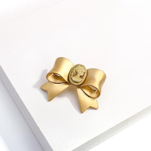 metal bow brooches for women matte gold color small bowknot pins summer dress t-shirt accessories design 2021 pins,, Gray
metal bow brooches for women matte gold color small bowknot pins summer dress t-shirt accessories design 2021 pins,, Gray