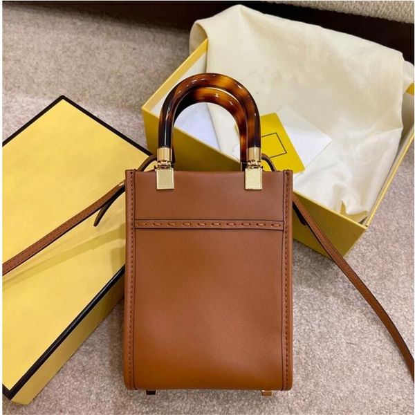 2021 sunshine mini tote designr women shoulder bags small phone handbags ladies girls crossbody bag minitote
2021 sunshine mini tote designr women shoulder bags small phone handbags ladies girls crossbody bag minitote