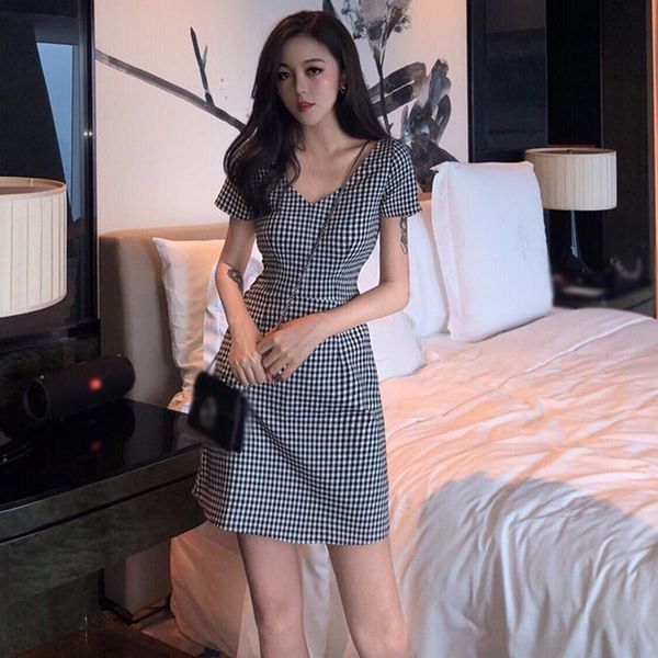 casual dresses women dress summer fashion retro lady style all-match inner wear v-neck tighten waist plaid print mid-length skirt, Black;gray
casual dresses women dress summer fashion retro lady style all-match inner wear v-neck tighten waist plaid print mid-length skirt, Black;gray