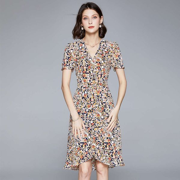 dress dresssummer feminine temperament lady v-neck waist hem rope ruffle irregular floral skirt, Black;gray
dress dresssummer feminine temperament lady v-neck waist hem rope ruffle irregular floral skirt, Black;gray