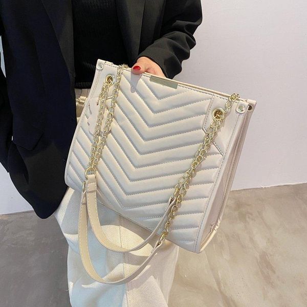 evening bags luxury handbags women designer leather chain large shoulder tote hand bag fashion crossbody for 2021
evening bags luxury handbags women designer leather chain large shoulder tote hand bag fashion crossbody for 2021