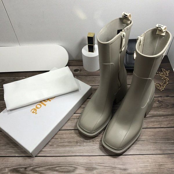 women designer rubber rain boots block heel sleek square toe pvc leather boot style woman shoes size 35-40, Black
women designer rubber rain boots block heel sleek square toe pvc leather boot style woman shoes size 35-40, Black