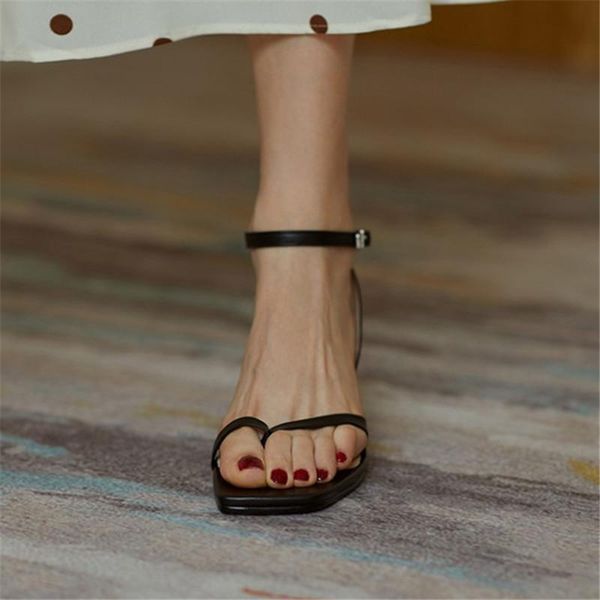 dress shoes pxelena designer full genuine leather thong sandals for women square med heels office lady party 2021 summer est, Black
dress shoes pxelena designer full genuine leather thong sandals for women square med heels office lady party 2021 summer est, Black