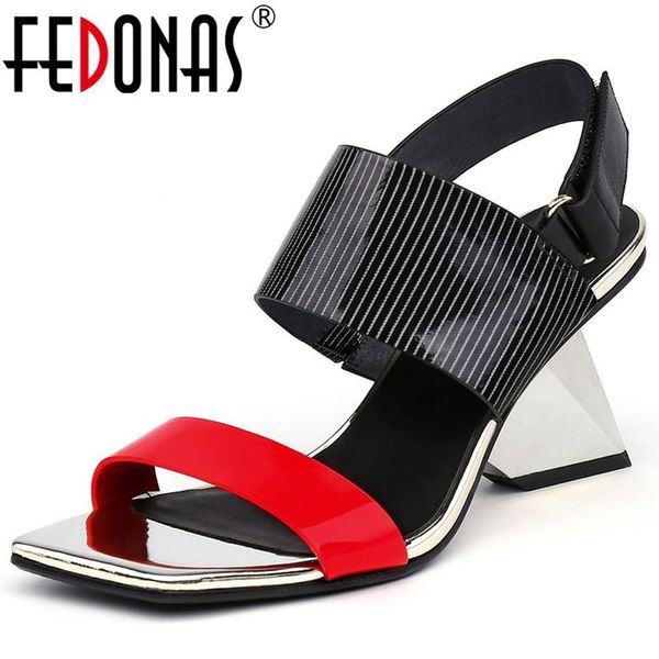summer est genuine leather women sandals concise strap buckle super high heels party night club shoes woman, Black
summer est genuine leather women sandals concise strap buckle super high heels party night club shoes woman, Black