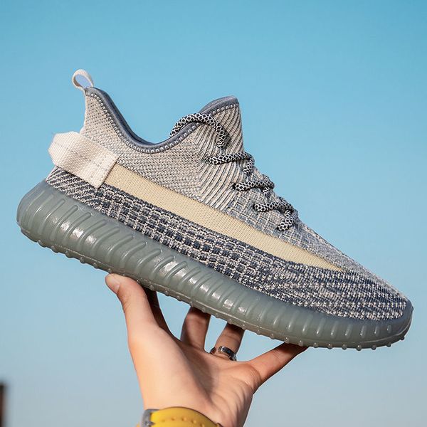 light mens shoes summer 2021 new breathable mask sneakers odour resistant leisure running mask shoes
light mens shoes summer 2021 new breathable mask sneakers odour resistant leisure running mask shoes