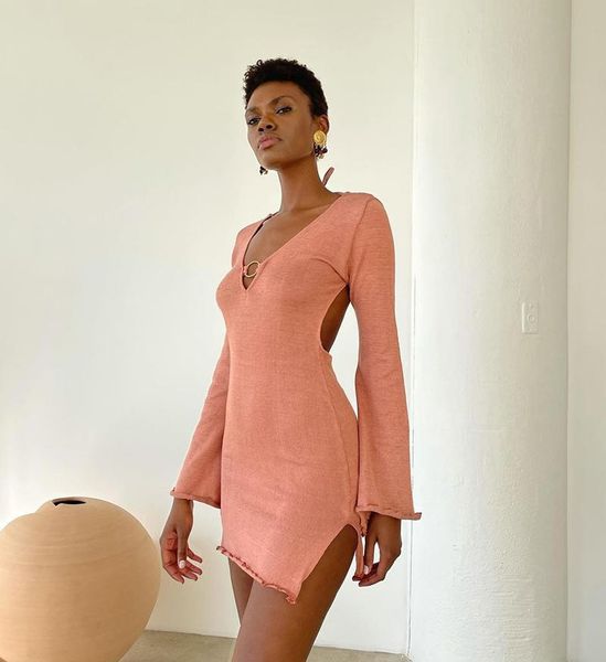 casual dresses 2021 summer v neck backless bandage mini dress women flare sleeve skinny elegant fashion outfits robe, Black;gray
casual dresses 2021 summer v neck backless bandage mini dress women flare sleeve skinny elegant fashion outfits robe, Black;gray