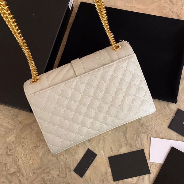 classic diamond postman bag flip handbagvwith metal logo chain leather chain shoulder straps of 204554
classic diamond postman bag flip handbagvwith metal logo chain leather chain shoulder straps of 204554