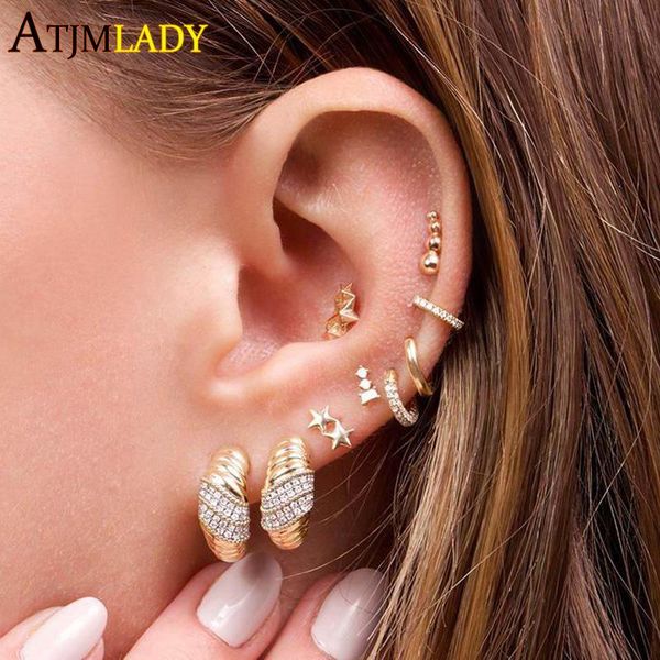hoop & huggie 925 sterling silver cz twist band geometric micro pave clear wrap round circle simple fashion women gold color earrings, Golden;silver
hoop & huggie 925 sterling silver cz twist band geometric micro pave clear wrap round circle simple fashion women gold color earrings, Golden;silver