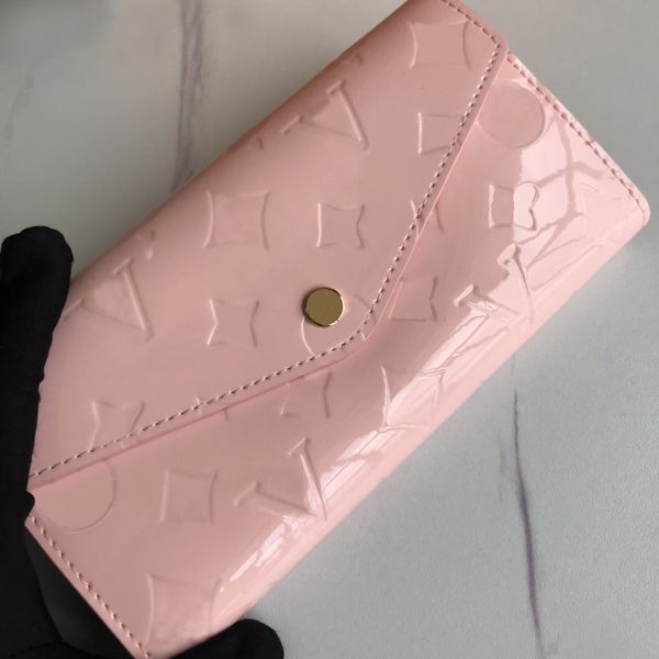2021 fashion flowers designer zipper wallets luxurys men women leather bags classic letters coin purse original box plaid card holder m60531, Red;black
2021 fashion flowers designer zipper wallets luxurys men women leather bags classic letters coin purse original box plaid card holder m60531, Red;black