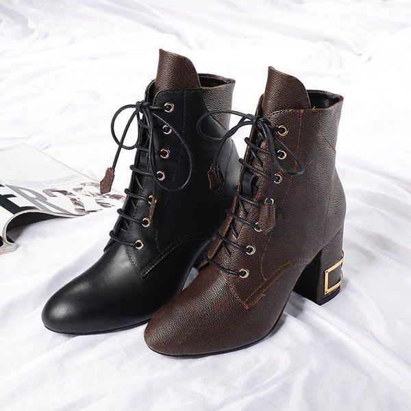 ankle boot spaceship designer boots chunky heel genuine leather heels canvas martin booties rubble soles size 35-42 1a855p, Black
ankle boot spaceship designer boots chunky heel genuine leather heels canvas martin booties rubble soles size 35-42 1a855p, Black