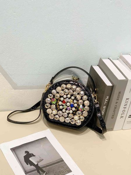 handbag xiaoyuanbao chao2021 fashion personalized diamond inlaid mini handmade round messenger bag, Black;red
handbag xiaoyuanbao chao2021 fashion personalized diamond inlaid mini handmade round messenger bag, Black;red