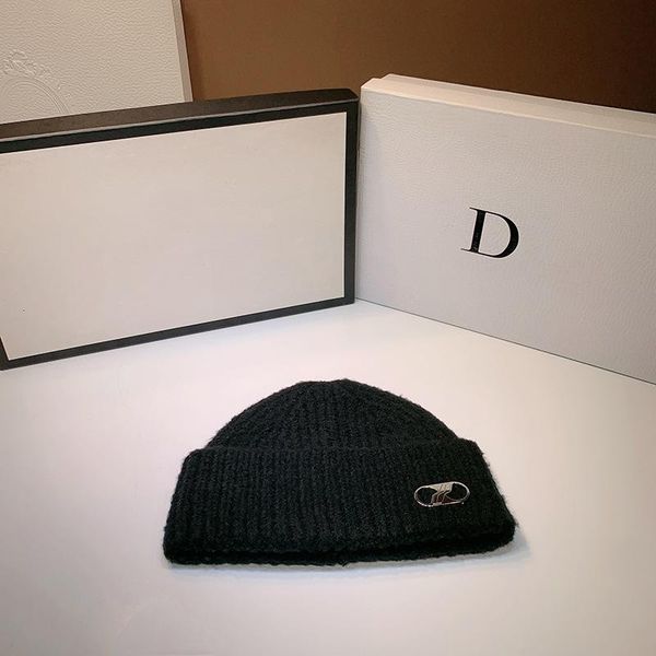 beanies winter ladies warm knitting thickening fashion korean version of the same style beanie hat for men and women
beanies winter ladies warm knitting thickening fashion korean version of the same style beanie hat for men and women