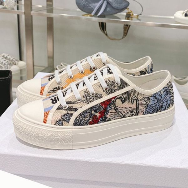 2021 designer walkn sneaker embroidered cotton canvas women shoes oblique casual shoe womans luxurys fashion outdoor sneakers 35-40, Black
2021 designer walkn sneaker embroidered cotton canvas women shoes oblique casual shoe womans luxurys fashion outdoor sneakers 35-40, Black