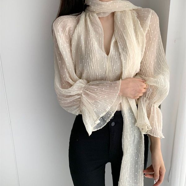 women shirts v-neck pleated polka dot lace up flare sleeve woman blouses autumn simple all-match femme blusas gk403 210507, White
women shirts v-neck pleated polka dot lace up flare sleeve woman blouses autumn simple all-match femme blusas gk403 210507, White