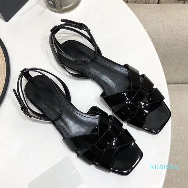 womens fashion sandals luxury designer early spring the latest classic woven layout noble refined patent leather shoes with size 35-41, Black
womens fashion sandals luxury designer early spring the latest classic woven layout noble refined patent leather shoes with size 35-41, Black