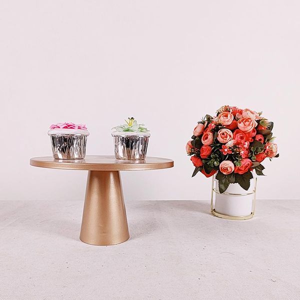 other bakeware 1 pc cake stand bird cage wrought iron round display rack desserts table decoration for party birthday wedding
other bakeware 1 pc cake stand bird cage wrought iron round display rack desserts table decoration for party birthday wedding