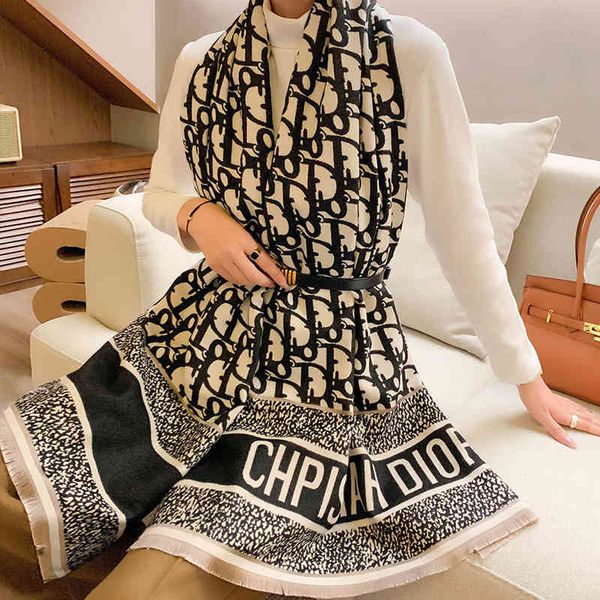 letter imitation cashmere scarf for women in autumn and winter versatile decoration air conditioning shawl warm thickened bib, Blue;gray 
letter imitation cashmere scarf for women in autumn and winter versatile decoration air conditioning shawl warm thickened bib, Blue;gray