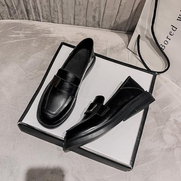 dress shoes fashion women's black leather pumps england style low heels retro 2 styles casual round toe slip on z15
dress shoes fashion women's black leather pumps england style low heels retro 2 styles casual round toe slip on z15