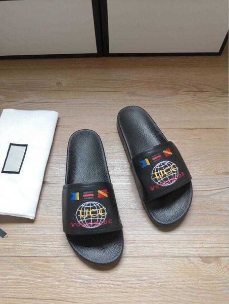 2021 fashion mens womens summer sandals beach slippers ladies flip flops loafers slides shoes dust bag size 35-45 zlh, Black
2021 fashion mens womens summer sandals beach slippers ladies flip flops loafers slides shoes dust bag size 35-45 zlh, Black