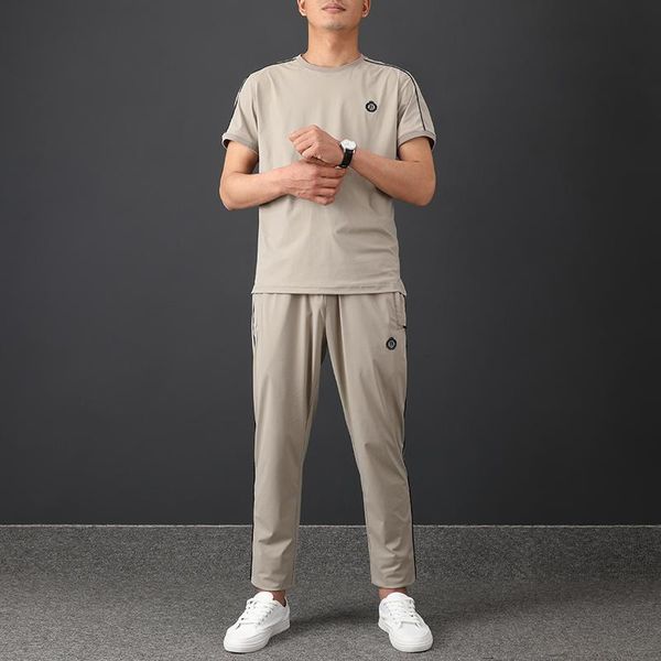 men's tracksuits jsbdsilky as milk ~ high-end seamless rubber pressing summer ultra-thin speed dry ice silk leisure sports set of 2 pie, Gray
men's tracksuits jsbdsilky as milk ~ high-end seamless rubber pressing summer ultra-thin speed dry ice silk leisure sports set of 2 pie, Gray