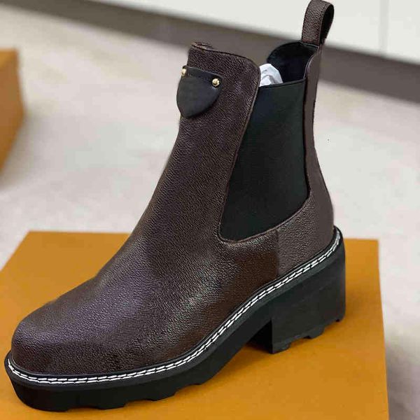 beaubourg ankle women boot vintage print jacquard textile classic chelsea boots laureate platform chunky desert booties lightweight outsole, Black
beaubourg ankle women boot vintage print jacquard textile classic chelsea boots laureate platform chunky desert booties lightweight outsole, Black