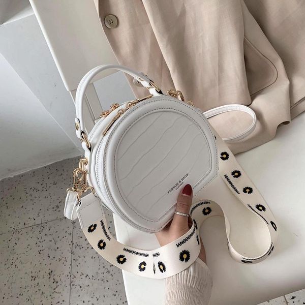 evening bags womens handbags women's red broadband versatile messenger fashion shoulder small round bag purses
evening bags womens handbags women's red broadband versatile messenger fashion shoulder small round bag purses