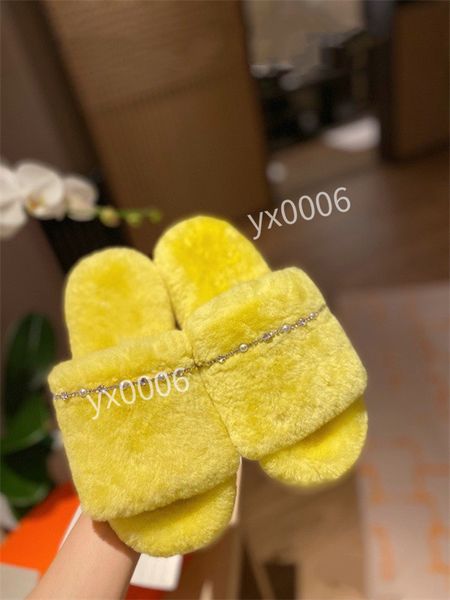 2021 high qualit casual shoes highs low 35-40 sneakers oblique trainers embroidery printed alphabet canvas shoe women men stylist shoees yh2, Red;white
2021 high qualit casual shoes highs low 35-40 sneakers oblique trainers embroidery printed alphabet canvas shoe women men stylist shoees yh2, Red;white