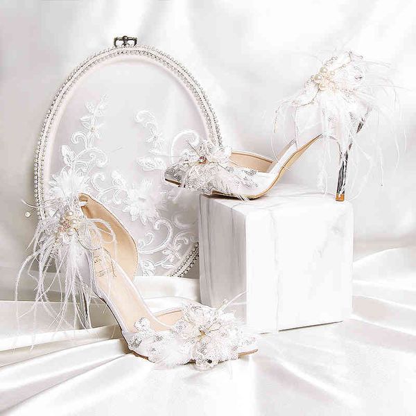 sandals white satin simple wind female sandals pointed hollow pearl sequins rhinestone feathers bridal shoes thin high heel wedding shoe, Black
sandals white satin simple wind female sandals pointed hollow pearl sequins rhinestone feathers bridal shoes thin high heel wedding shoe, Black