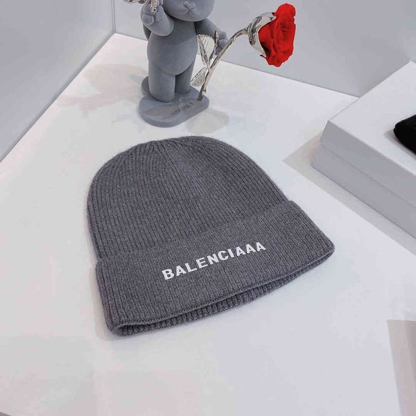 home b correct letter ~ 21 autumn winter paris station knitted wool hat women's fashion personality sweet handsome
home b correct letter ~ 21 autumn winter paris station knitted wool hat women's fashion personality sweet handsome