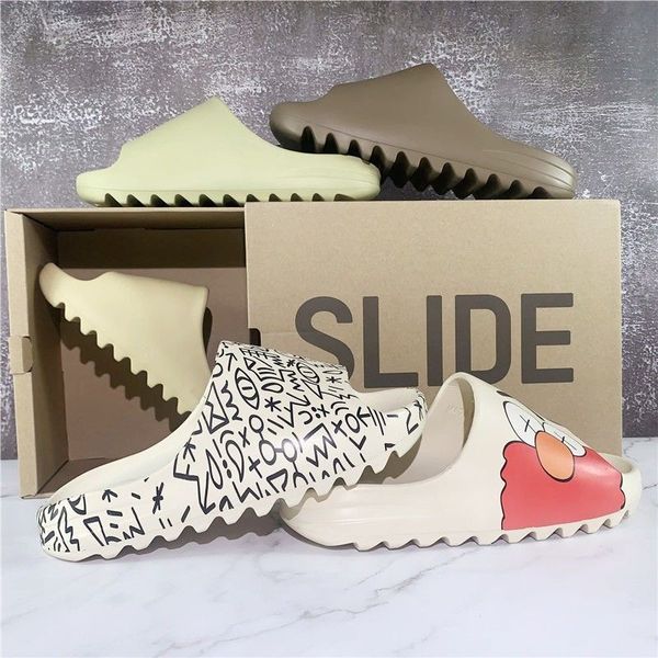 new coconut slippers in spring and summer young men women kanye leisure prison graffiti bone white thick bottomed beach zlh, Black
new coconut slippers in spring and summer young men women kanye leisure prison graffiti bone white thick bottomed beach zlh, Black