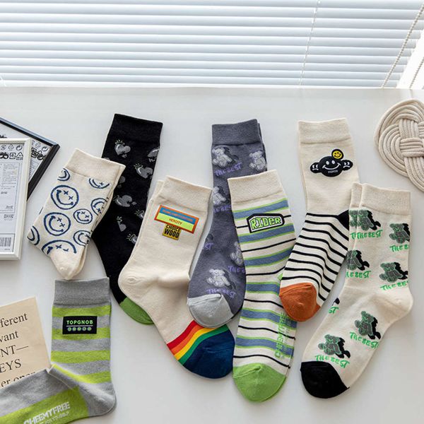 south socks tide brand street sports cotton women's stickers cloth calibration smiling face middle tube stripe rainbow, Black;white
south socks tide brand street sports cotton women's stickers cloth calibration smiling face middle tube stripe rainbow, Black;white