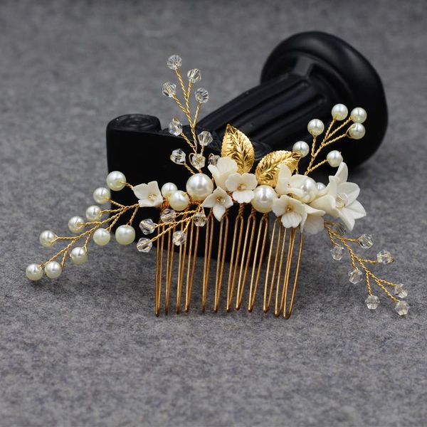 headpieces sweetheart women golden alloy branch soft ceramics pearl rhinestone flower headdress with comb for wedding perform studio hp098, Silver
headpieces sweetheart women golden alloy branch soft ceramics pearl rhinestone flower headdress with comb for wedding perform studio hp098, Silver