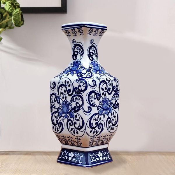 vases square jingdezhen hand-painted flowers pattern european blue and white porcelain vase ceramic flower arrangement table
vases square jingdezhen hand-painted flowers pattern european blue and white porcelain vase ceramic flower arrangement table