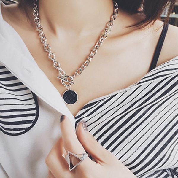 chokers 1piece casual punk around clavicle chain bangle for women marble pattern geometric round pendant short necklace bracelet jewelry, Golden;silver
chokers 1piece casual punk around clavicle chain bangle for women marble pattern geometric round pendant short necklace bracelet jewelry, Golden;silver