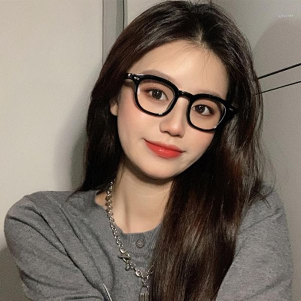 eyewear frame women computer game glasses for men eye solid round clear lens fashion 2021 sunglasses frames1, Black
eyewear frame women computer game glasses for men eye solid round clear lens fashion 2021 sunglasses frames1, Black