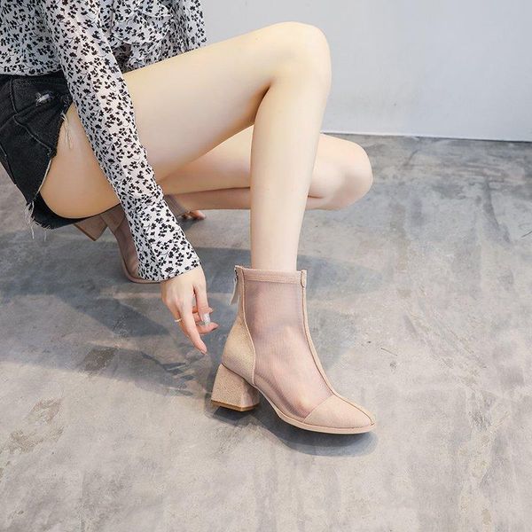 boots fashion women's spring and summer thin net sand breathable hollow locomotive short women, Black 
boots fashion women's spring and summer thin net sand breathable hollow locomotive short women, Black