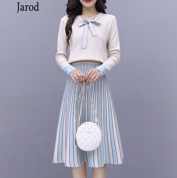 autumn two piece set women elegant bow tie knit pullover sweater + stripe pleated midi skirt suit 210518, White
autumn two piece set women elegant bow tie knit pullover sweater + stripe pleated midi skirt suit 210518, White