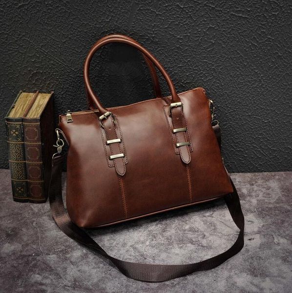 factory wholesale men bag belt decoration mens shoulder handbag retro contrast leather business briefcase multifunctional crazy horse handba
factory wholesale men bag belt decoration mens shoulder handbag retro contrast leather business briefcase multifunctional crazy horse handba