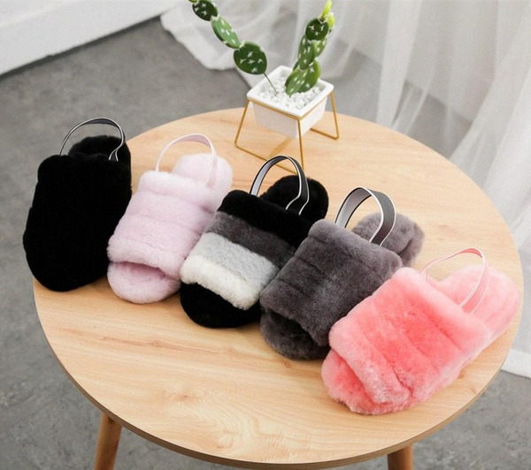 2021 puffer australian boots womens designer slipper furry fluff yeah slides pantoufles fur luxury sandals 35-42 22rc#, Black
2021 puffer australian boots womens designer slipper furry fluff yeah slides pantoufles fur luxury sandals 35-42 22rc#, Black