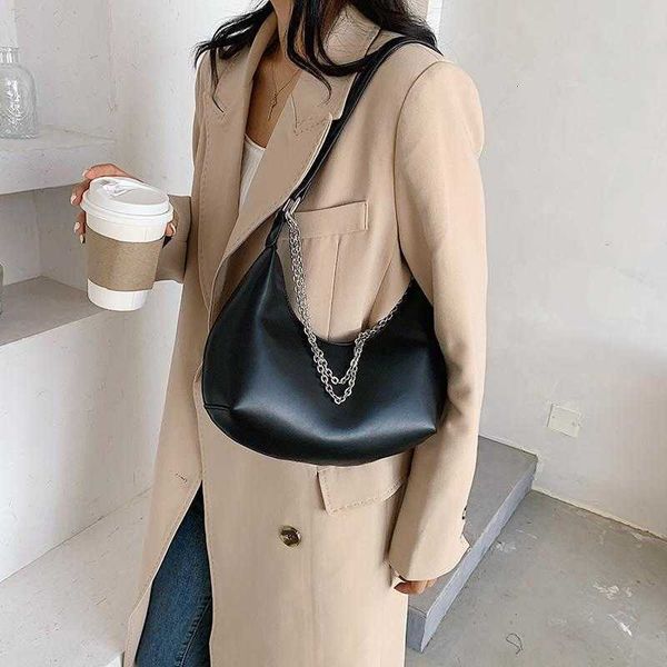 designer luxury bag design small half moon pu leather shoulder crossbody bags for women 2021 trend handbags trav women's leather handba, Red;black
designer luxury bag design small half moon pu leather shoulder crossbody bags for women 2021 trend handbags trav women's leather handba, Red;black