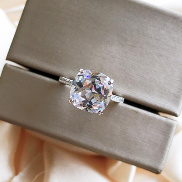 cluster rings 100% 925 sterling silver brown diamond cubic zirconiat for women sparkling wedding party fine jewelry wholesale, Golden;silver
cluster rings 100% 925 sterling silver brown diamond cubic zirconiat for women sparkling wedding party fine jewelry wholesale, Golden;silver