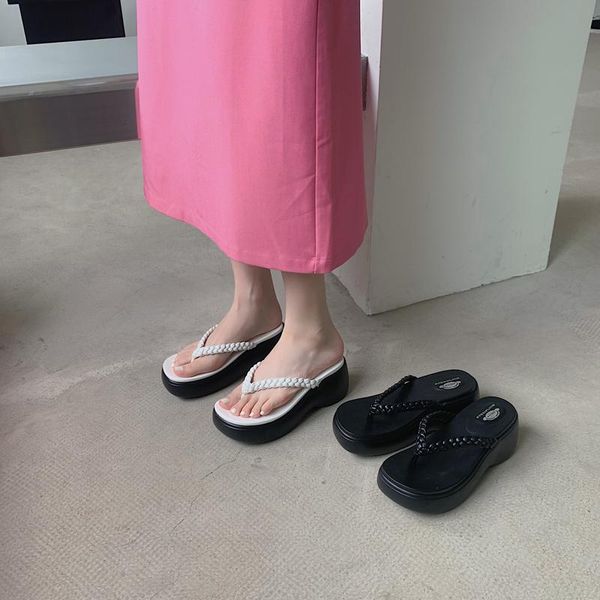 slippers dxfan narrow band weaving high heels flip flops shoes women summer beach chunky heel platform sandals wedges, Black
slippers dxfan narrow band weaving high heels flip flops shoes women summer beach chunky heel platform sandals wedges, Black