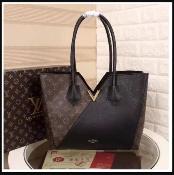 988 gglvlouis
vittonysl
vutton h-22 2021 men's and women's fashion leather tote shopping bag purse, Red;black
988 gglvlouis
vittonysl
vutton h-22 2021 men's and women's fashion leather tote shopping bag purse, Red;black