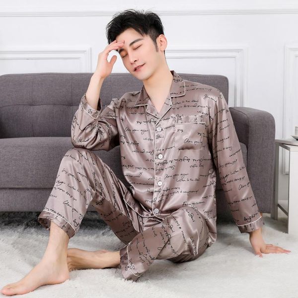 men's sleepwear pajamas men spring summer viscose thin long-sleeve suit and autumn silk imitated fabric, Black;brown
men's sleepwear pajamas men spring summer viscose thin long-sleeve suit and autumn silk imitated fabric, Black;brown