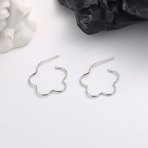 cute flower hoop earrings for women korean floral earrings kawaii everyday jewelry minimalist birthday gift for her dropshipping, Golden;silver
cute flower hoop earrings for women korean floral earrings kawaii everyday jewelry minimalist birthday gift for her dropshipping, Golden;silver