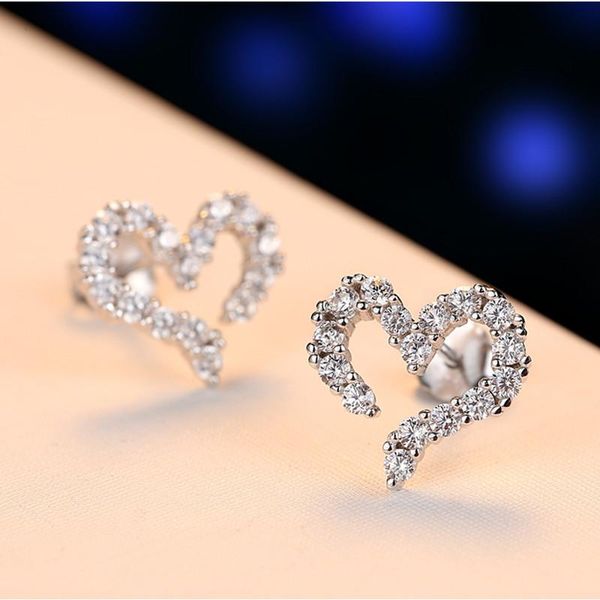 other wholesale earrings jewelry box one pair stud heart shape real 925 silver solitarie for women, Golden;silver
other wholesale earrings jewelry box one pair stud heart shape real 925 silver solitarie for women, Golden;silver