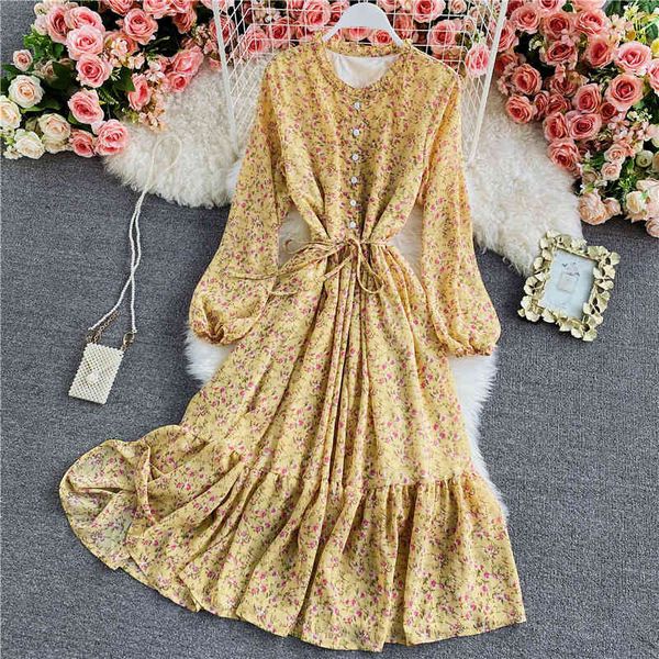 vintage floral chiffon midi dress women elegant ruffle round neck puff long sleeve single breasted vestidos spring autumn 210426, Black;gray
vintage floral chiffon midi dress women elegant ruffle round neck puff long sleeve single breasted vestidos spring autumn 210426, Black;gray
