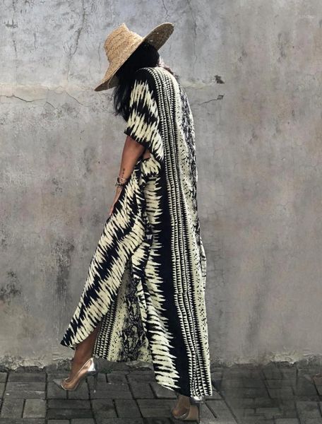 fashion person cotton snake pattern loose gown sun-proof beach jacket smock bikini resort dress for woman women's swimwear, White;black
fashion person cotton snake pattern loose gown sun-proof beach jacket smock bikini resort dress for woman women's swimwear, White;black