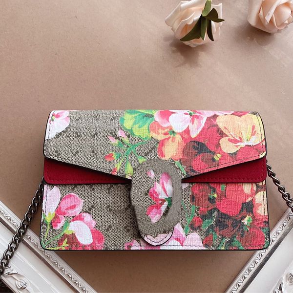 mini messenger bags shoulder purse flap bag patchwork color printed letter chain hasp women wallets genuine leather
mini messenger bags shoulder purse flap bag patchwork color printed letter chain hasp women wallets genuine leather